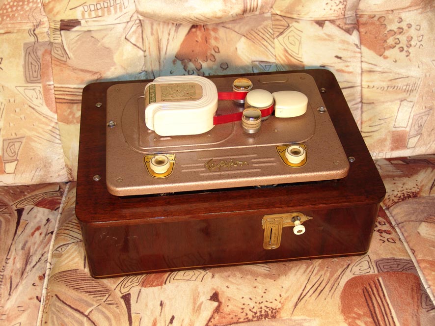 TEFIFON 1956