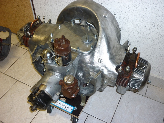Tatra 52<br>(vyráběn 1931-1938)